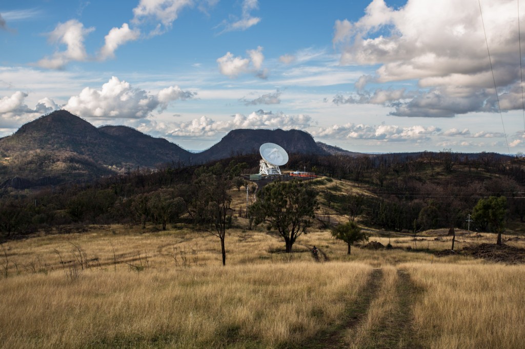 An alternate route down from Siding Spring Observatory led us to another technological eye observing the night sky.